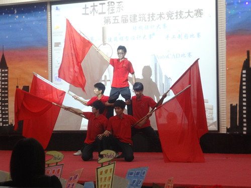 激昂澎湃的舞旗开场_副本.jpg