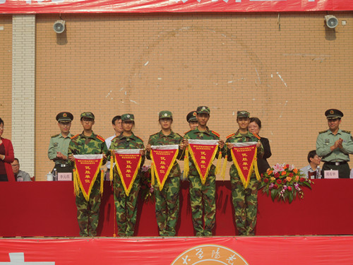 内务.jpg